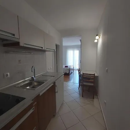 Apartments Marija Brela Exterior photo